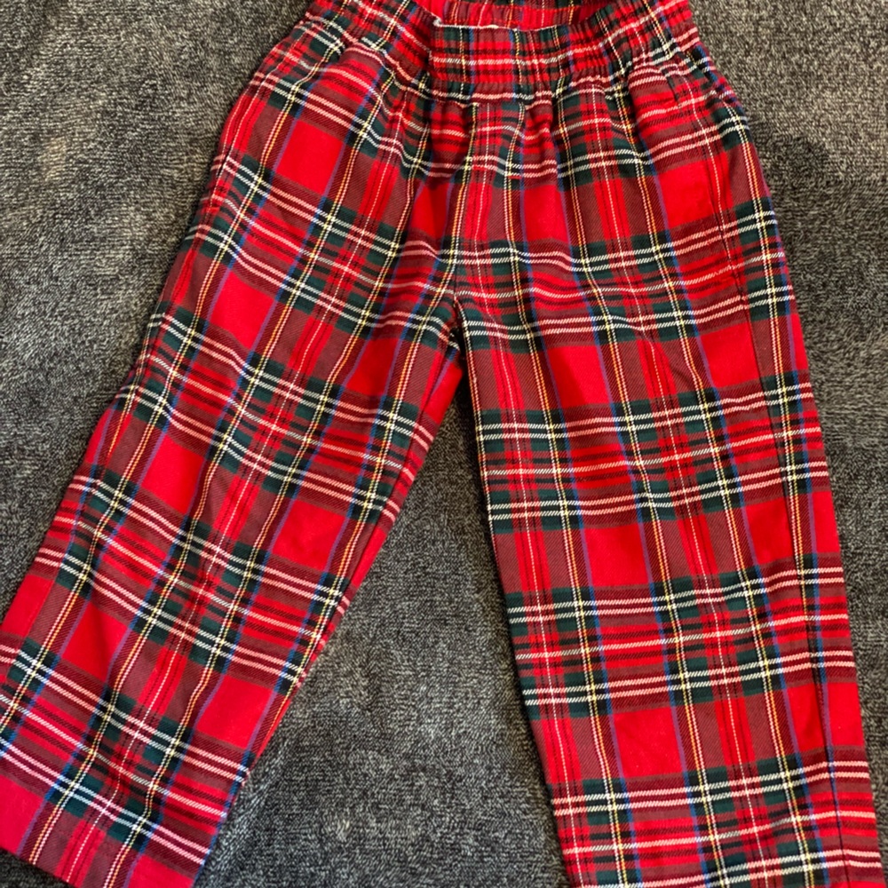 2T Beaufort Bonnet toddler plaid pants. Worn once great condition.